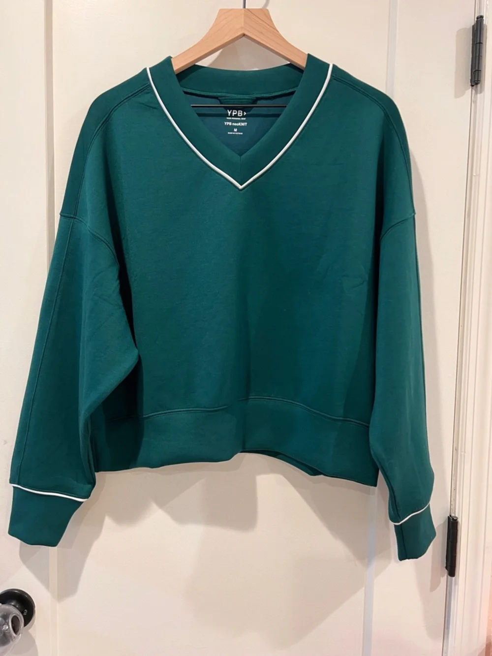 NWT NEW Abercrombie & Fitch YPB neoKNIT V-Neck - Picture 2 of 7